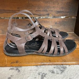 Keen Brown Sandal Size10